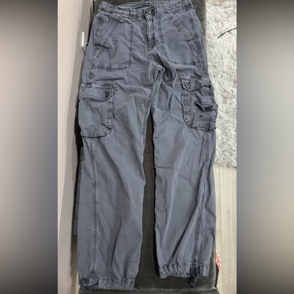 American Eagle Gray Cargo Pants